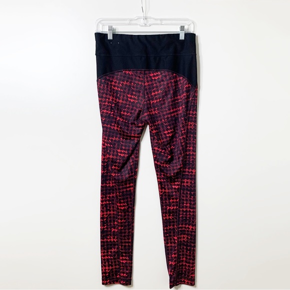 Xersion red and black printed workout leggings Size Medium - Picture 2 of 3
